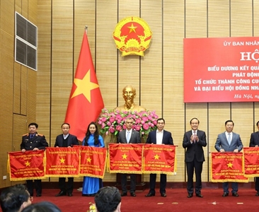 Hà Nội: Biểu dương kết quả các phong trào thi đua 2020, phát động thi đua...